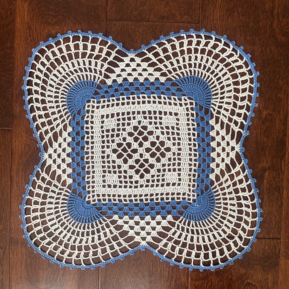 Vintage Handcrafted Linen Doily / Embroidered Table Mat – Depression Era Style